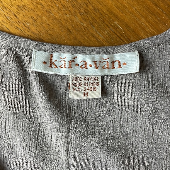 Karavan sleeveless rayon top - Picture 4 of 4